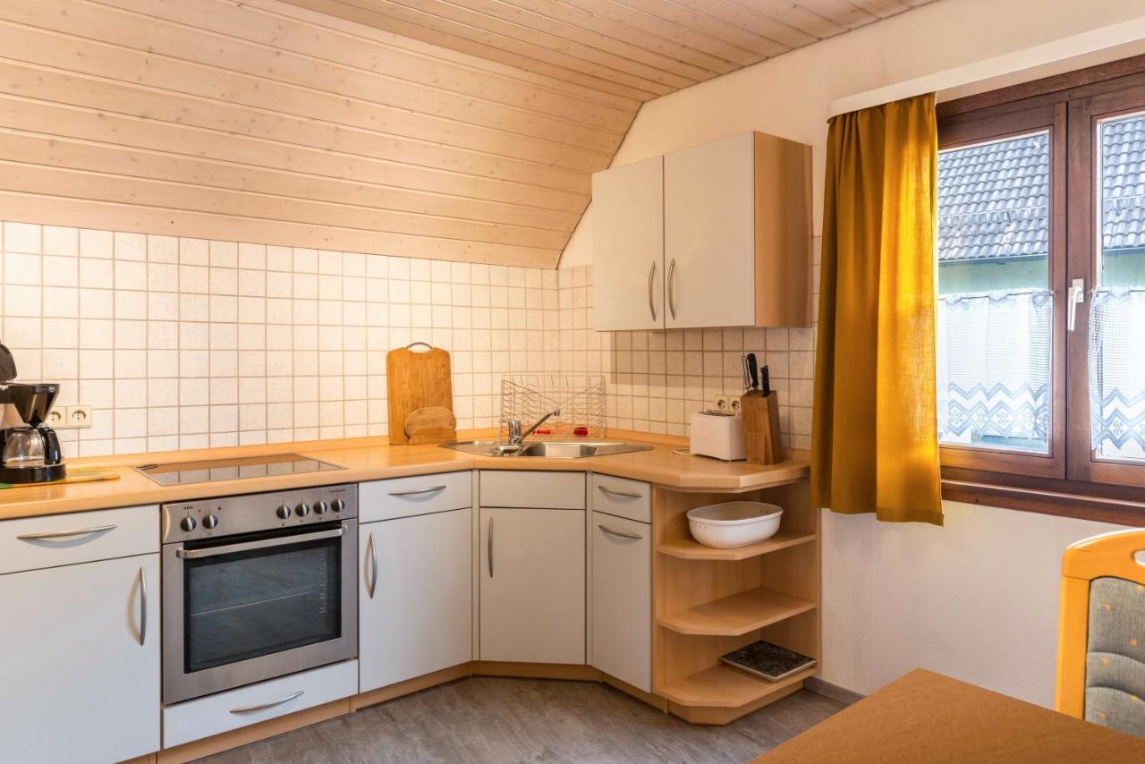 Familienwohnung Haus 18 ユーバーリンゲン エクステリア 写真