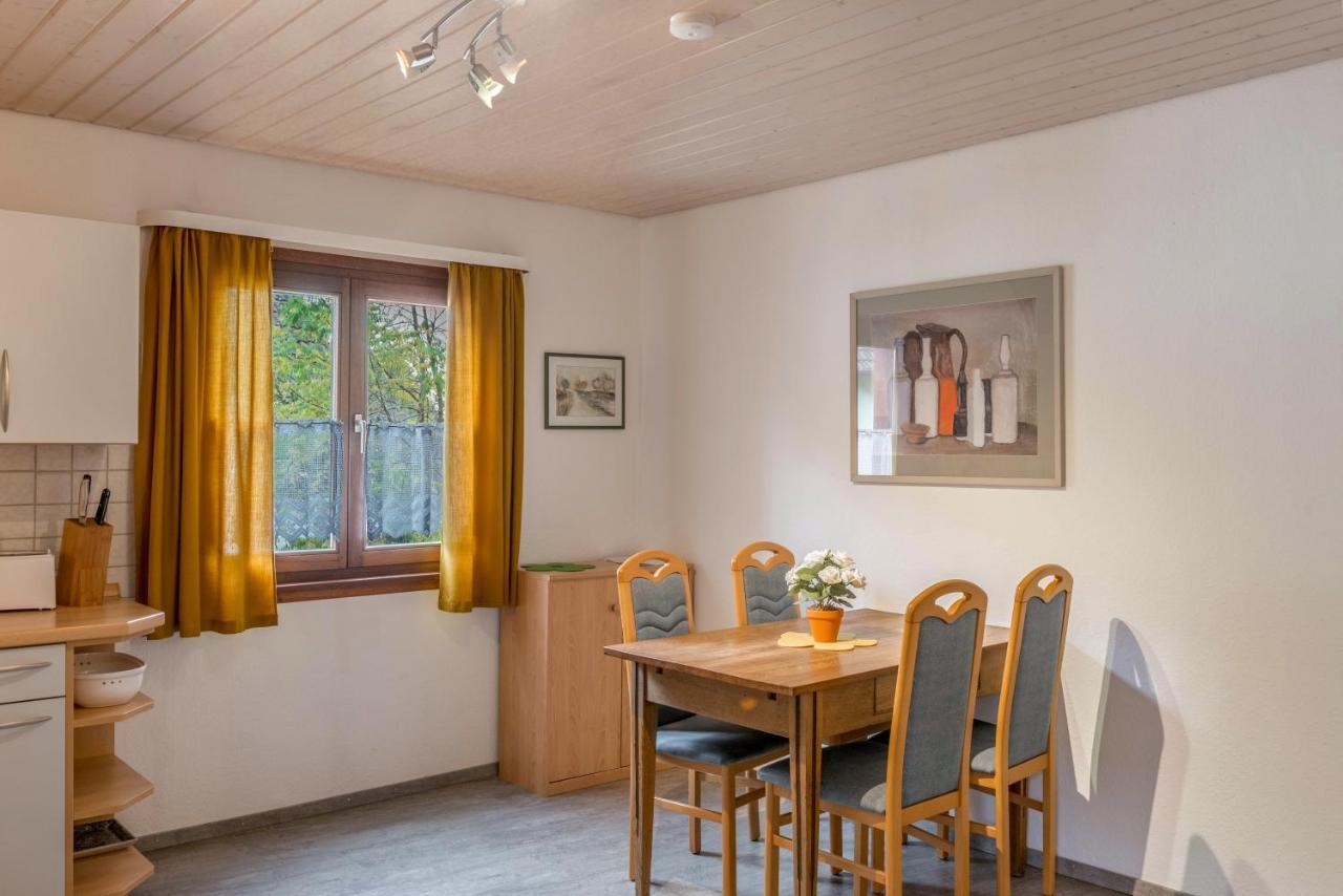 Familienwohnung Haus 18 ユーバーリンゲン エクステリア 写真