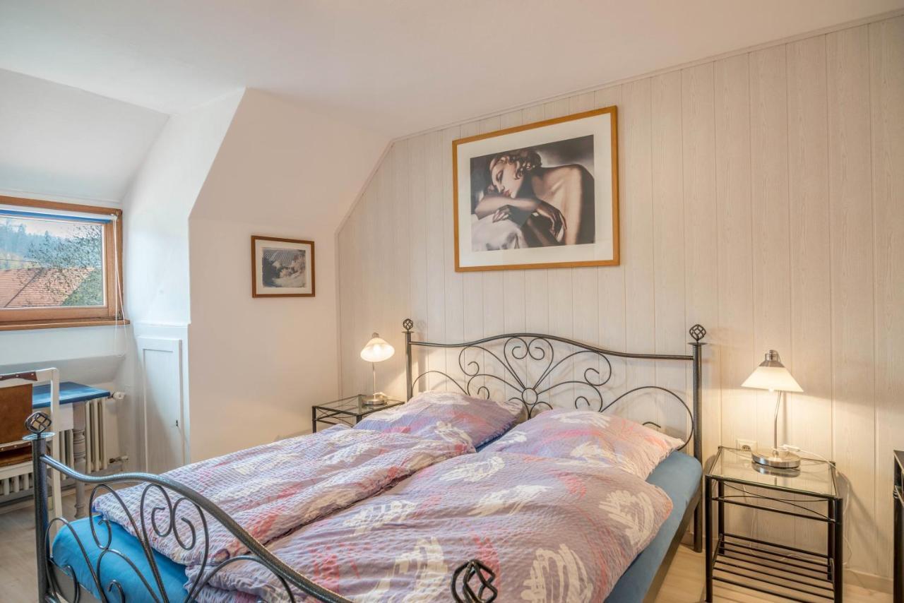 Familienwohnung Haus 18 ユーバーリンゲン エクステリア 写真