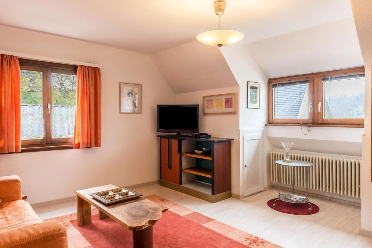 Familienwohnung Haus 18 ユーバーリンゲン エクステリア 写真