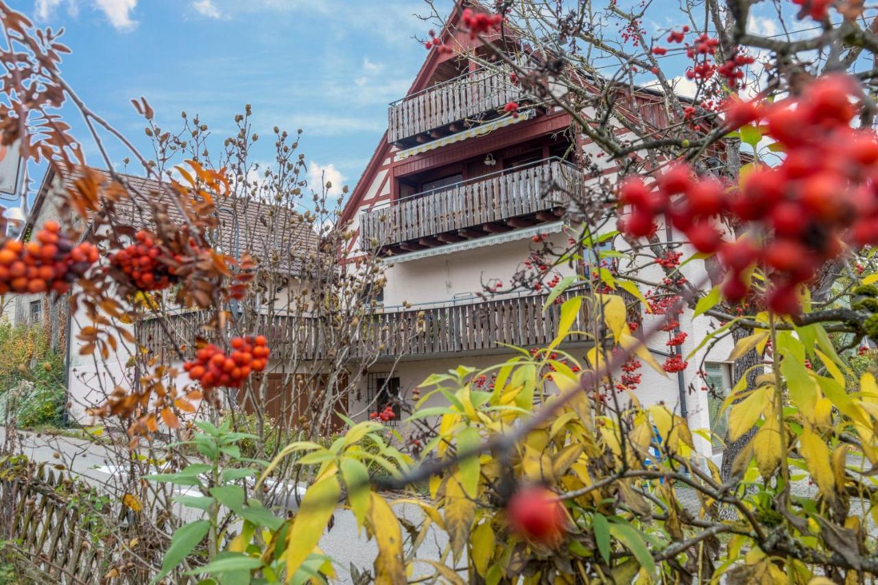 Familienwohnung Haus 18 ユーバーリンゲン エクステリア 写真