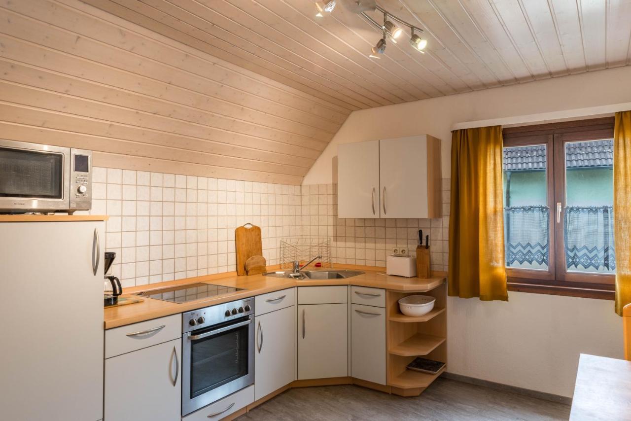 Familienwohnung Haus 18 ユーバーリンゲン エクステリア 写真